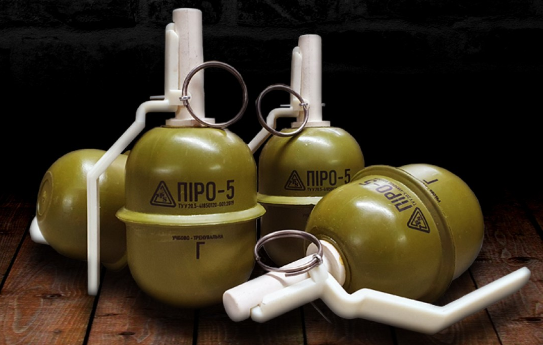 Учебные страйкбольные гранаты: эффекты, виды и где купить