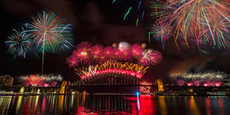 Салюты и фейерверки в Черкассах и Черкасской области