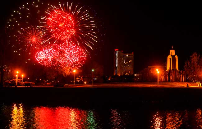 Салюты, фейерверки и пиротехника в Сумах и Сумской области